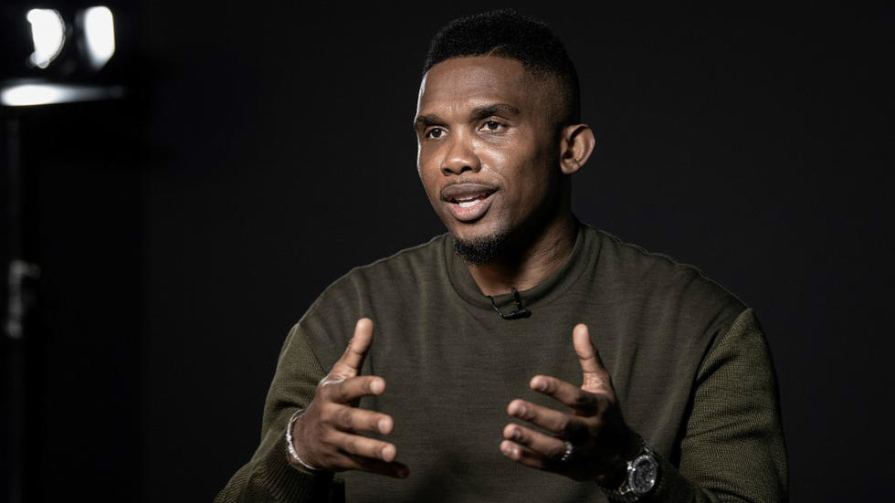 Bras de fer FIFA – CAF : Samuel Eto&rsquo;o soutient Ahmad Ahmad et tance Gianni Infantino