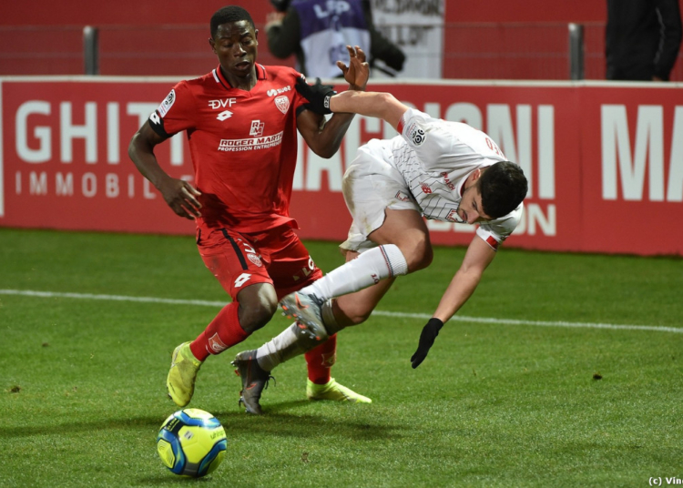 France : Ngouyamsa signe son premier contrat pro