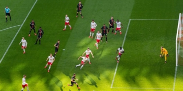 FIFA: cinq remplacements par match autorisés provisoirement