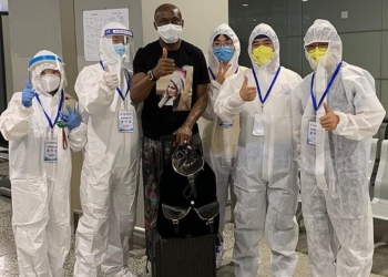 Confiné depuis des mois au Cameroun et en Côte d&rsquo;Ivoire, Stephane Mbia a regagné son club