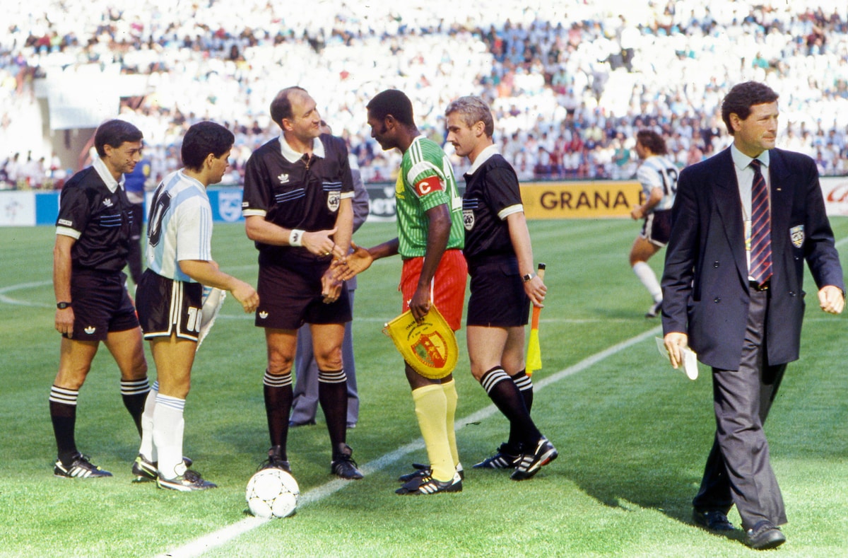 Joseph Antoine-Bell, Seidou Mbombo Njoya, Rigobert Song rendent hommage à Stephen Tataw