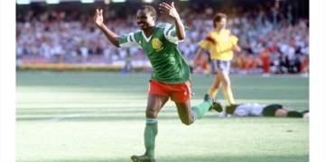 Récompenses de l&rsquo;État aux Lions Indomptables de 1990 : Eboa Elame Mikado, journaliste à la retraite, veut aussi sa part