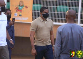 Samuel Eto’o a fait une visite remarquée à l’entraînement des Lions A’