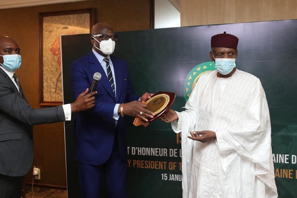 CAF : Issa Hayatou, président d&rsquo;honneur de la CAF