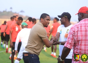 Samuel Eto’o : teint doré, le n°9 obtient enfin son ballon d’Or