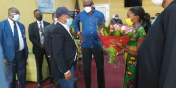 Malgré la FIFA, Ahmad Ahmad au Cameroun pour assister à la finale du CHAN 2021