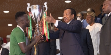 Dossier : les jeux politiques du football au Cameroun
