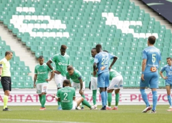 Saint-Etienne : fin de saison pour Moukoudi ?
