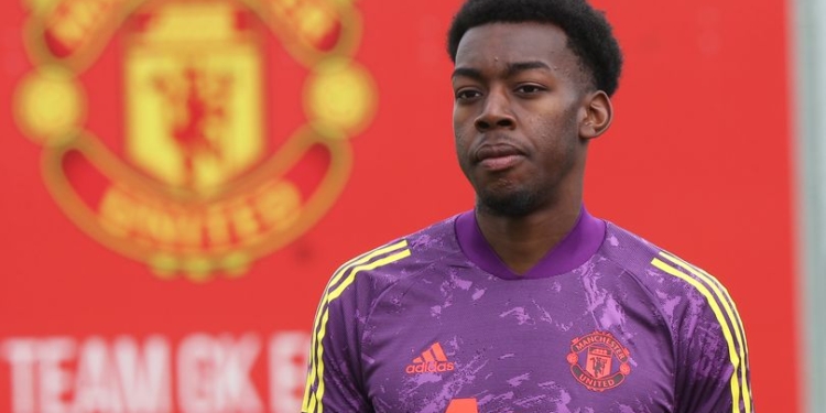 Angleterre : Anthony, 19 ans, fils de l&rsquo;ex-international camerounais Joseph Elanga, est le futur du club en attaque
