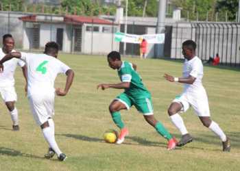 Championnats professionnels : les clubs posent leurs conditions