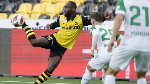 Amical : Moumi Ngamaleu buteur, Nsamé spectateur
