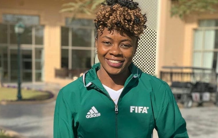 Lionnes Indomptables : Djeumfa viré, Enganamouit nommée