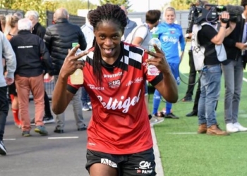 Foot Féminin : Meffometou prolonge avec le FC Fleury 91