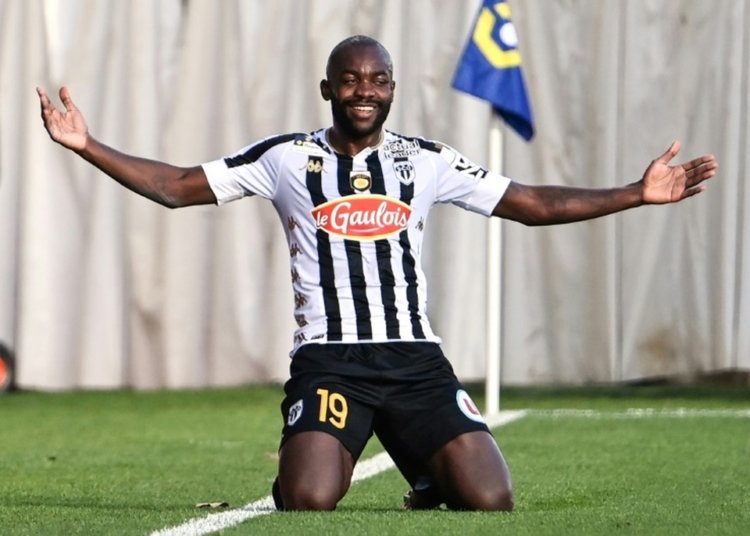 Présaison : Stéphane Bahoken se met déjà à marquer