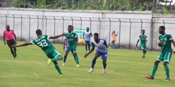 Elite One : Apejes et Yong Sport dos à dos