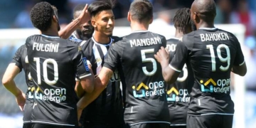 Ligue 1 : Toko et l’OL se cassent les dents face au SCO de Bahoken