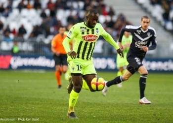 Ligue 1 : le SCO de Stéphane Bahoken surprend Bordeaux