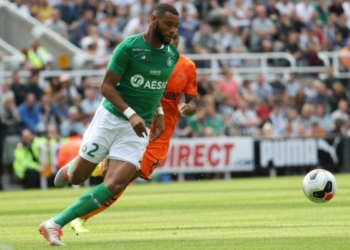 AS Saint-Etienne : Harold Moukoudi éloigné des terrains