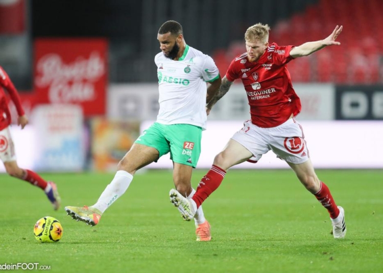 Ligue 1 : Moukoudi et l’ASSE broient du noir