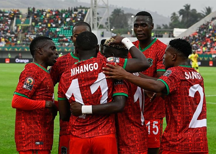 Malawi – Zimbabwe : 2-1; les Flames du Malawi signent leur deuxième victoire en Coupe d’Afrique des Nations.