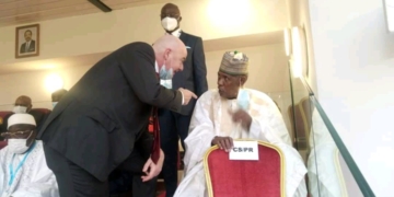 CAN 2021 : Issa Hayatou présent à la tribune présidentielle