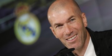 CAN 2021 : Zinedine Zidane sort de son silence