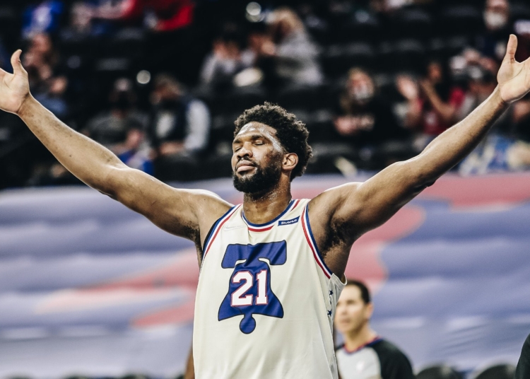 PSG : Joël Embiid encense Kylian Mbappe