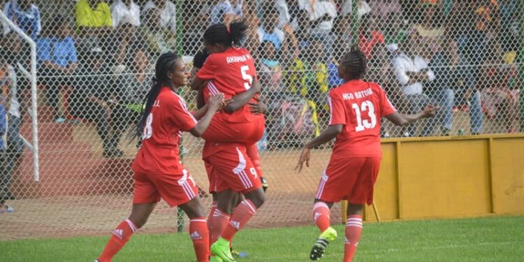 Guinness Super League : Eclair foudroie Vision Sport