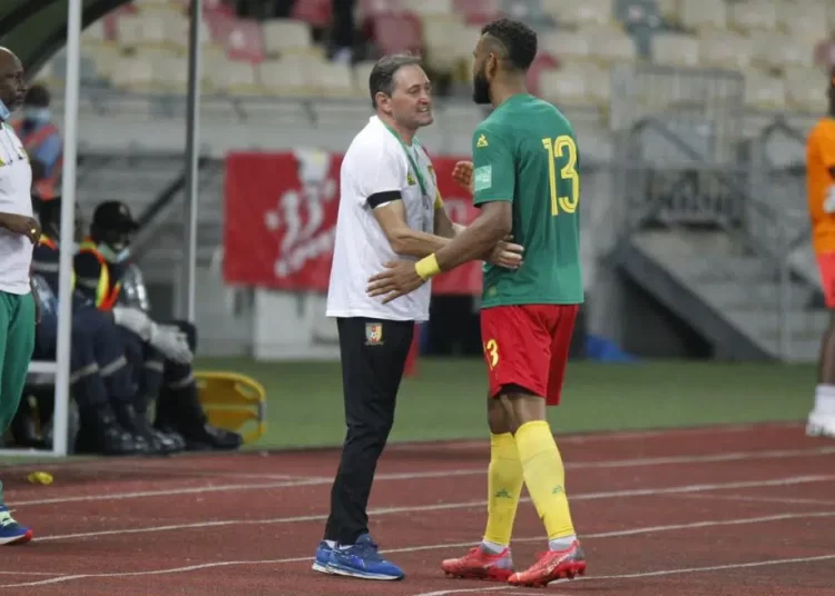 Lions indomptables : Omam Biyik tacle Choupo-Moting