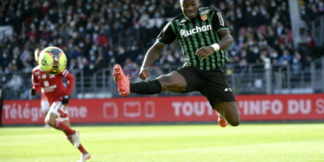 Ligue 1 : Wooh dans le dur, Ganago face au mur