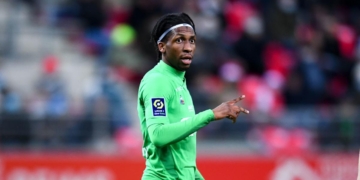 Ligue 2 : Neyou voit jaune, Moukoudi invisible