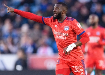 Naples : Zambo Anguissa, un rival en approche