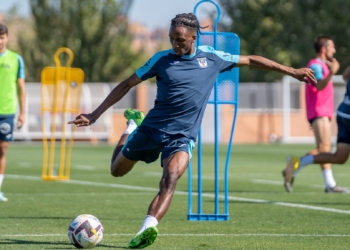 Saint-Etienne&nbsp;: Yvan Neyou file en Espagne