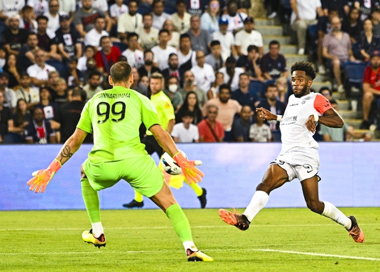 Enzo Tchato s'exprime sur son premier but en Ligue 1 face au PSG