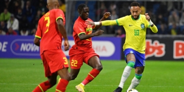 Le Brésil continue ses réglages et domine doucement le Ghana