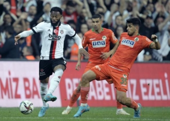 Turquie : Nkoudou porte encore Besiktas