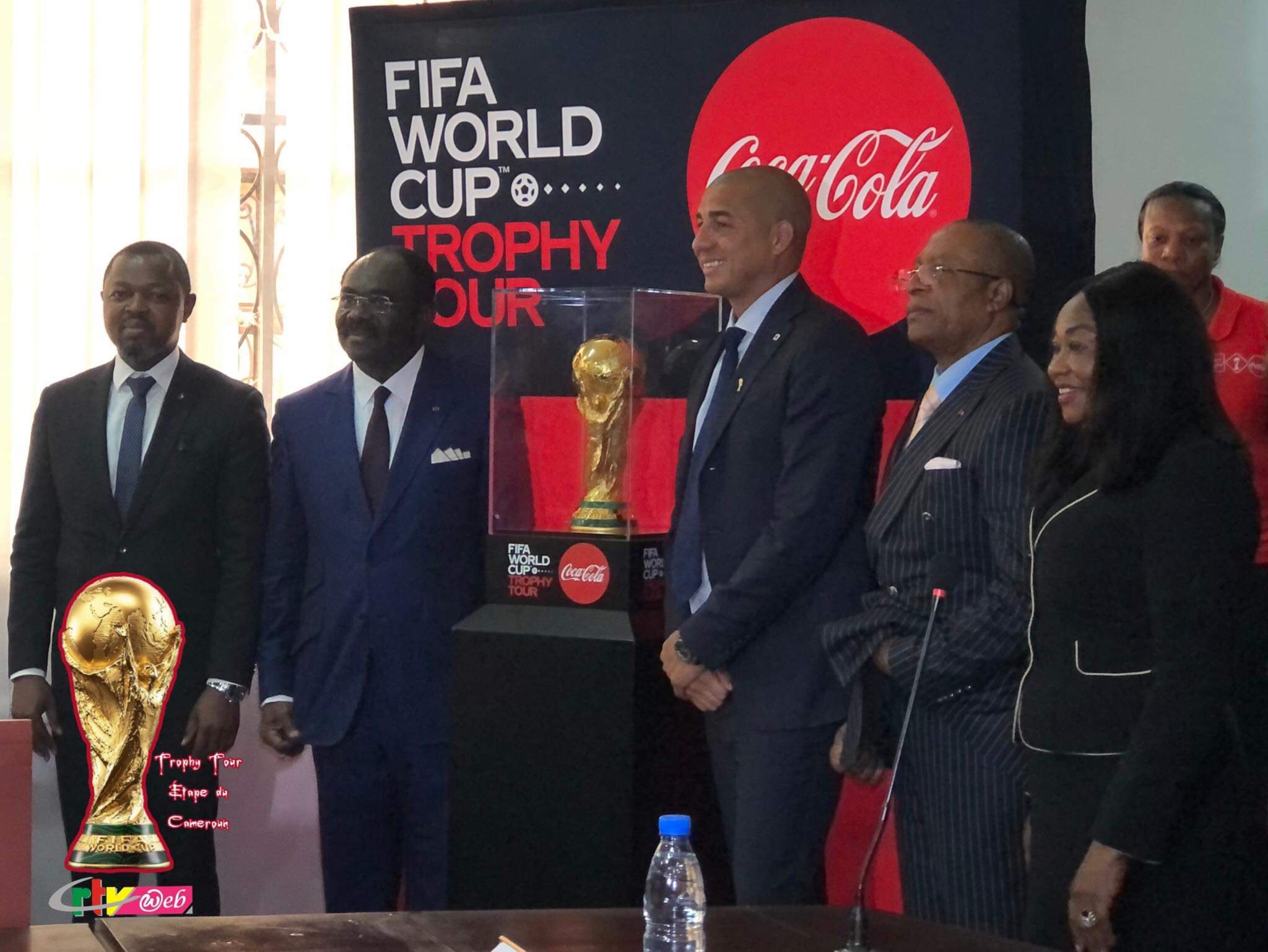 Qatar 2022: le trophée de la Coupe du monde au Cameroun