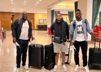 Echos de la tanière: Nsamé, Castelletto, Onana, dedans