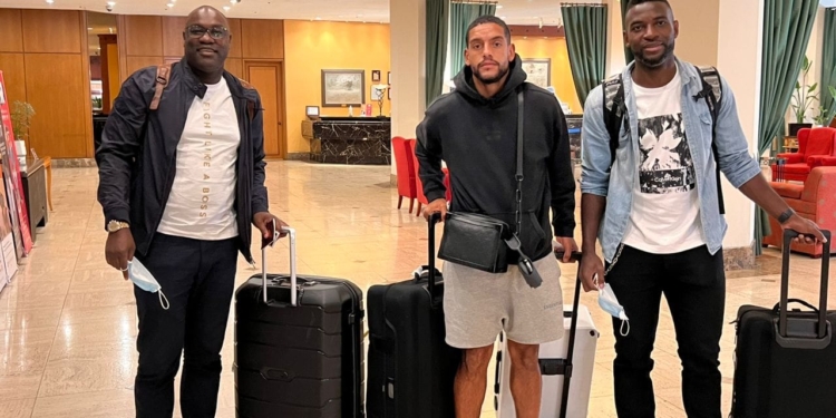 Echos de la tanière: Nsamé, Castelletto, Onana, dedans