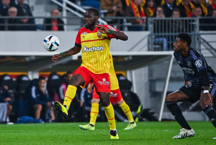 Ligue 1 : Jean Onana sérieux, Lens reversant