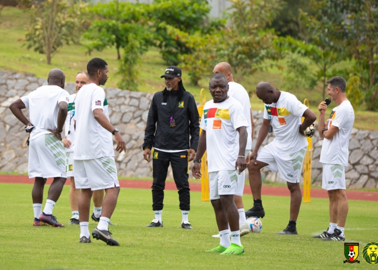 Rigobert Song et son staff ont lancé le stage pour les Lions