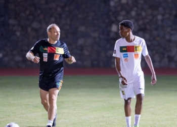 Arrêt sur image : le fils de Rigobert Song s’entraîne avec les Lions Indomptables