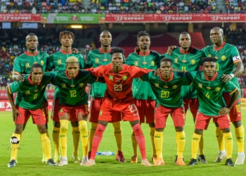 Le onze de départ de Cameroun - Jamaïque