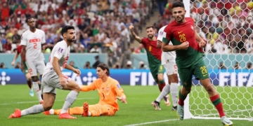 Le Portugal foudroie la Suisse et jouera le Maroc en quarts