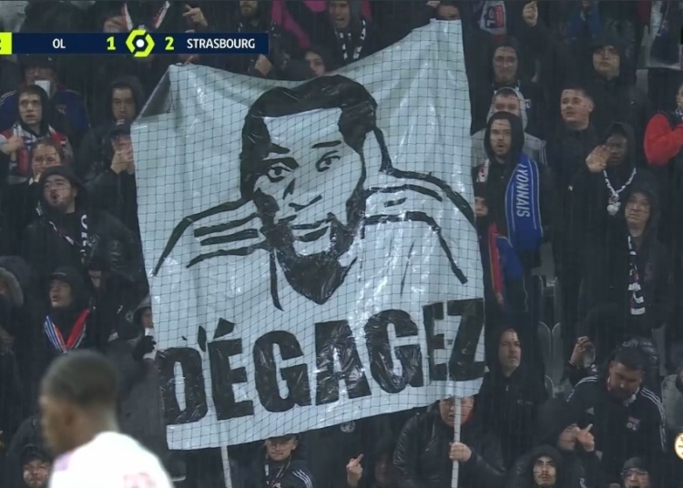 Lyon : les supporters réclament le départ de Toko Ekambi