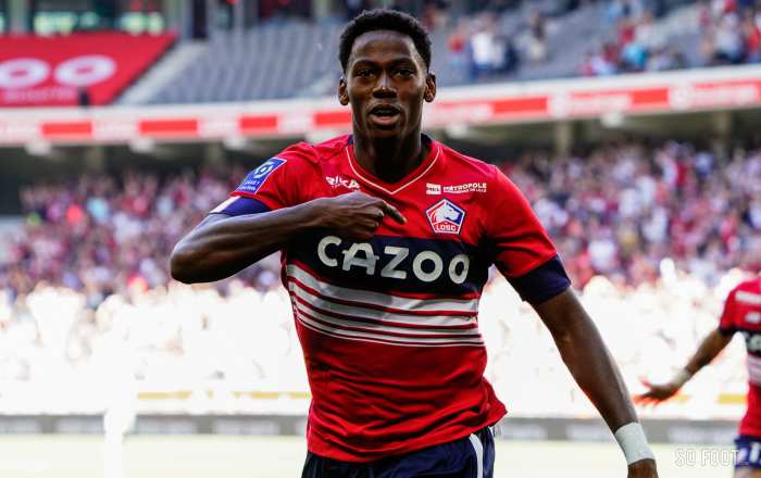 Lille : Carlos Baleba, 19 ans, prend de la place