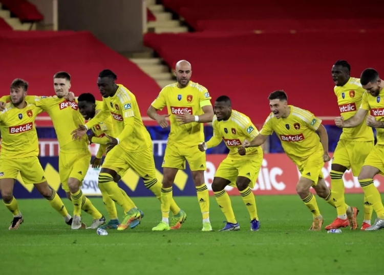 Younoussa et Rodez éliminent Monaco