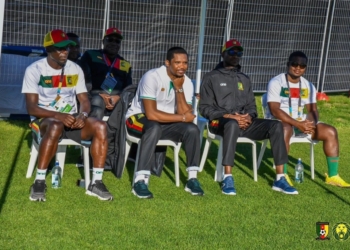 Barrages Mondial (F) : les Lionnes à l’entraînement avec Samuel Eto’o