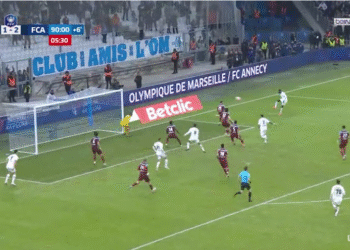 Marseille éliminé malgré le premier but de François-Régis Mughe