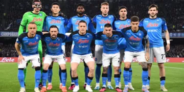 À domicile, au Diego Armando Stadium, Napoli s'est fait malmené par une équipe de Milan AC qui était prête.